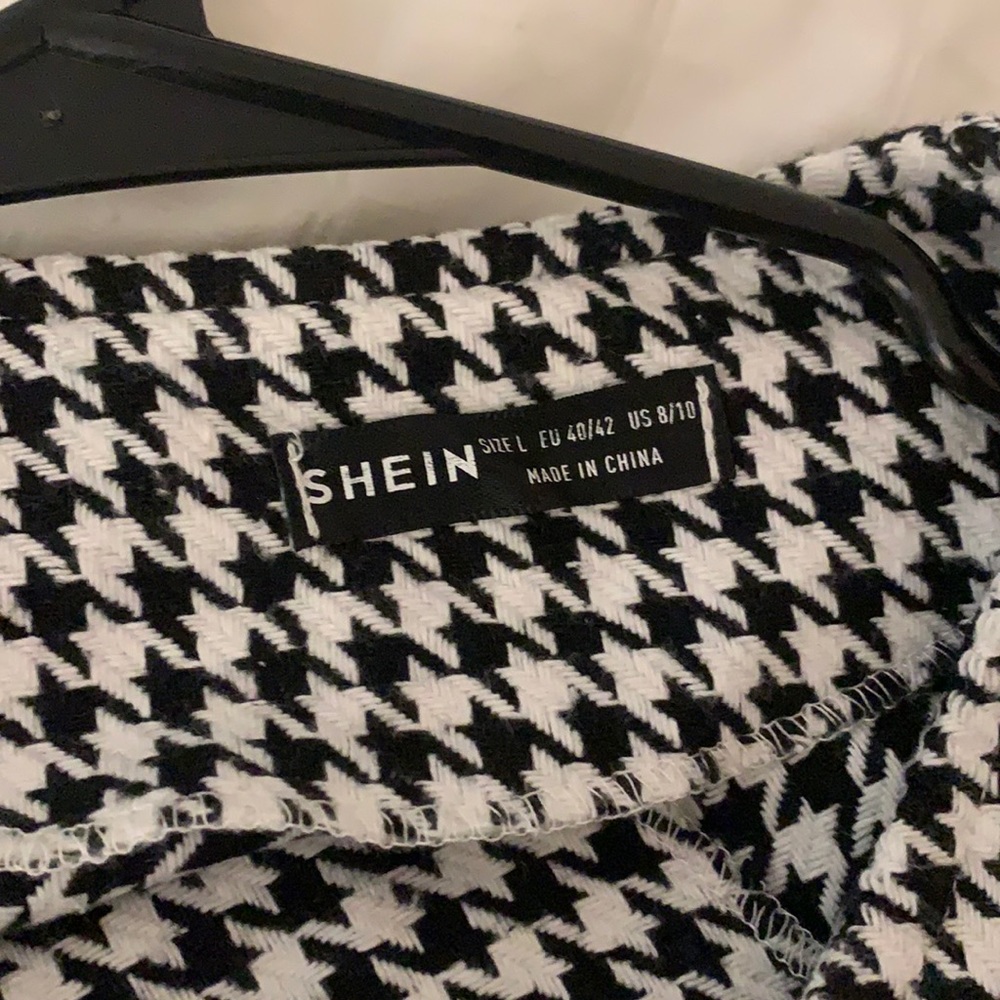 Black and White Houndstooth Skirt and Jacket Set - Picture 7 of 7